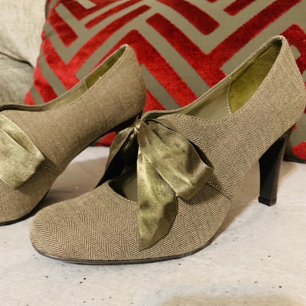 NIB Ann Merino herringbone Mary Janes